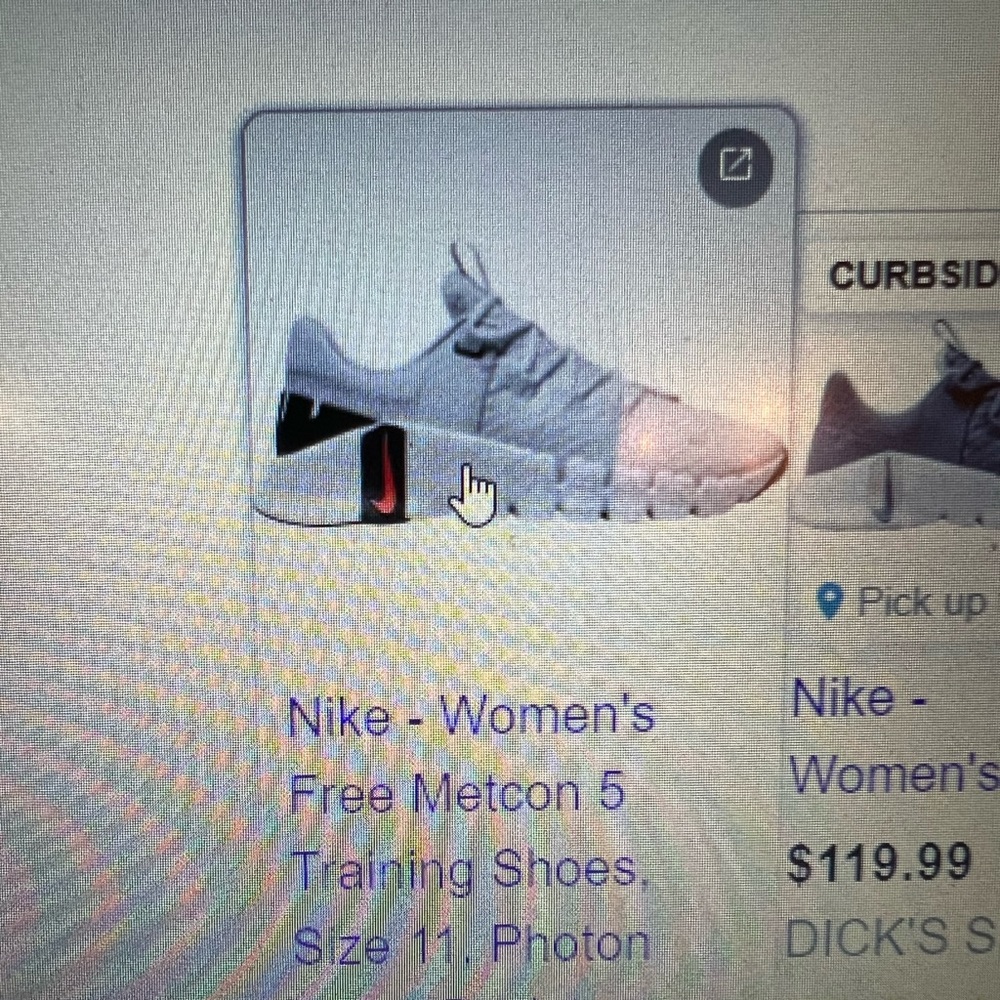 Women’s size 7 Nike Metcon 5 Training Shoes. Worn once.